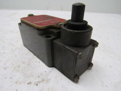 Namco SAI-P20 Limit Switch 600V Max Warranty
