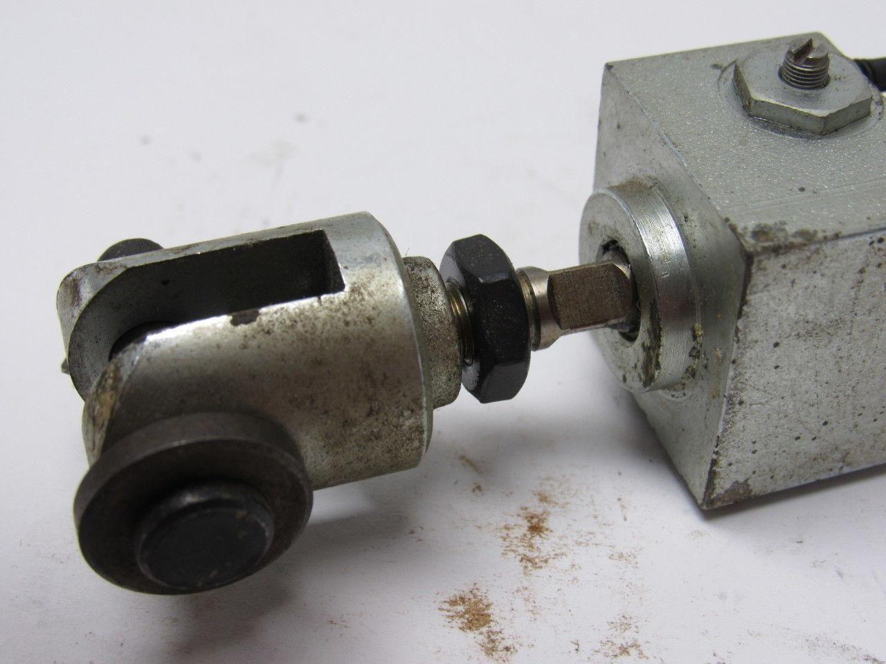 phd AVP 3/4X1-1/2-M-P Pneumatic Cylinder 3/4" Bore X 1-1/2" Stroke