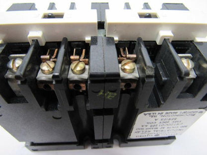 GE General Electric CR120C01 202AA Industrial Relay 1 NO 2 NC Contacts 115V