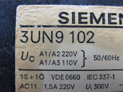 Siemens 3UN9 102 Thermistor 110/220 50/60 Hz.