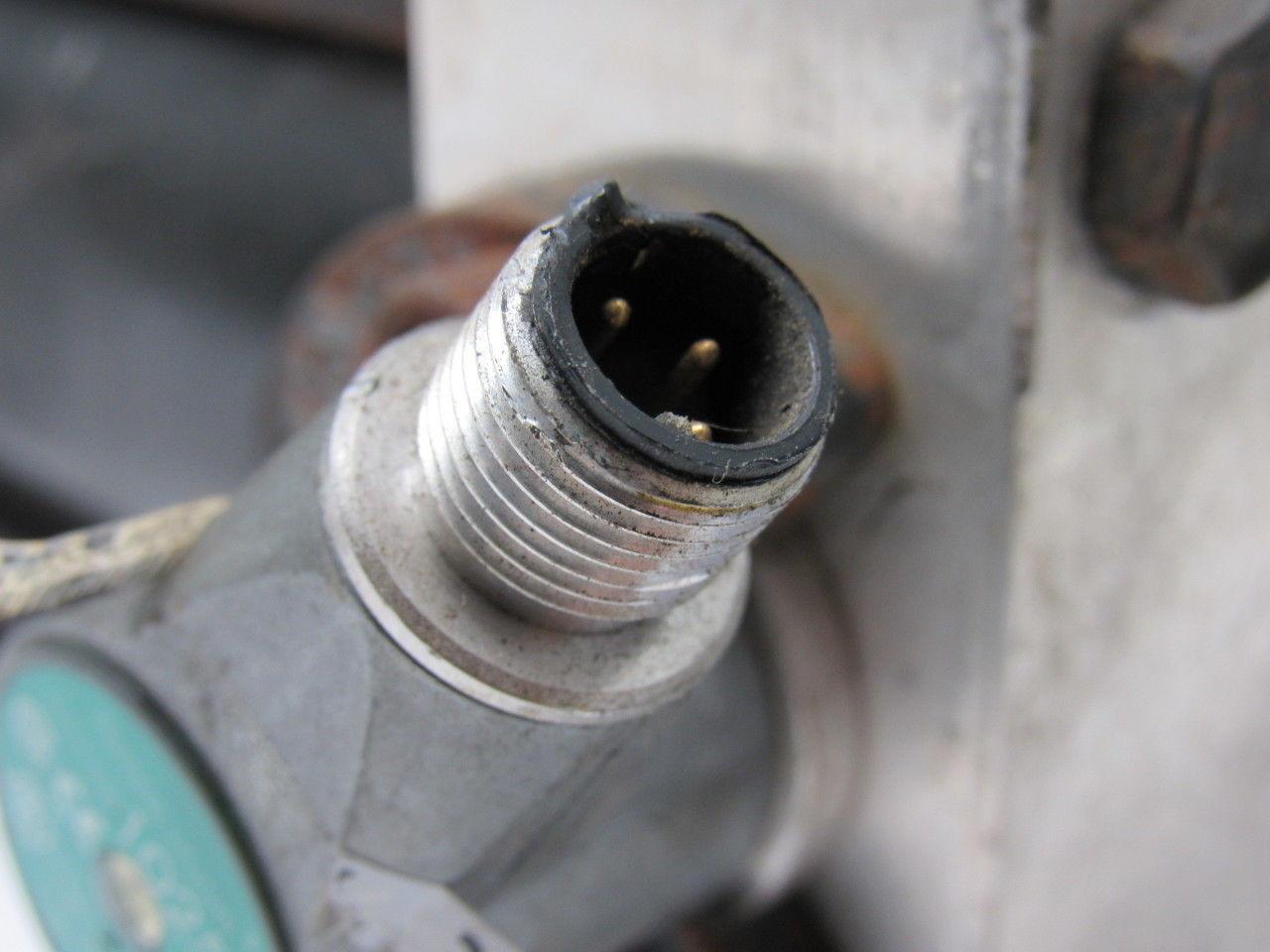 De-Sta-Co 994EMAR-X33M-90-118-44 Pneumatic Hold Down Power Clamp Toggle Lock