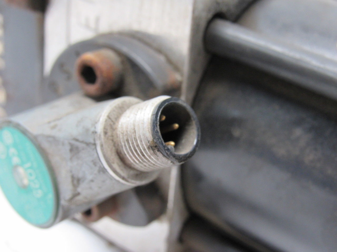 De-Sta-Co 994EMAL-X35M-90-118-44 Pneumatic Hold Down Power Clamp Toggle Lock