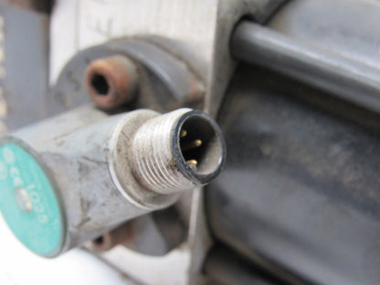 De-Sta-Co 994EMAL-X35M-90-118-44 Pneumatic Hold Down Power Clamp Toggle Lock