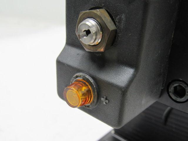 PARKER H3E17BGA53001A 4 Way 5 Position Pneumatic Valve & Pilot ISO5599-2 NOS