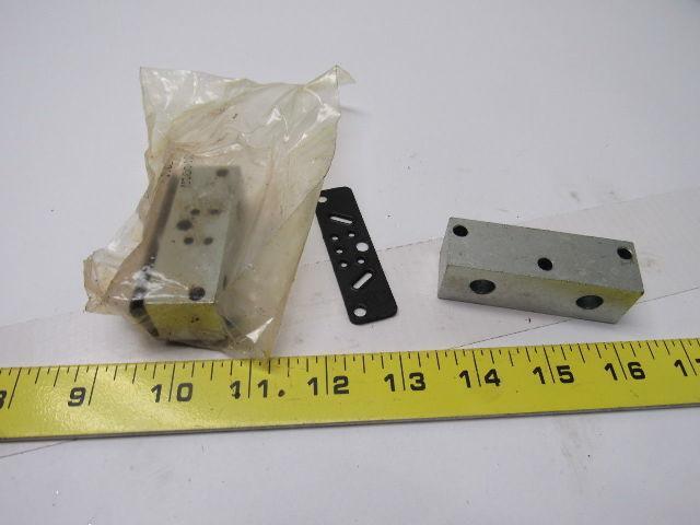 Lincoln Industrial Modular Lube Divider Valve End Section Lot of 2