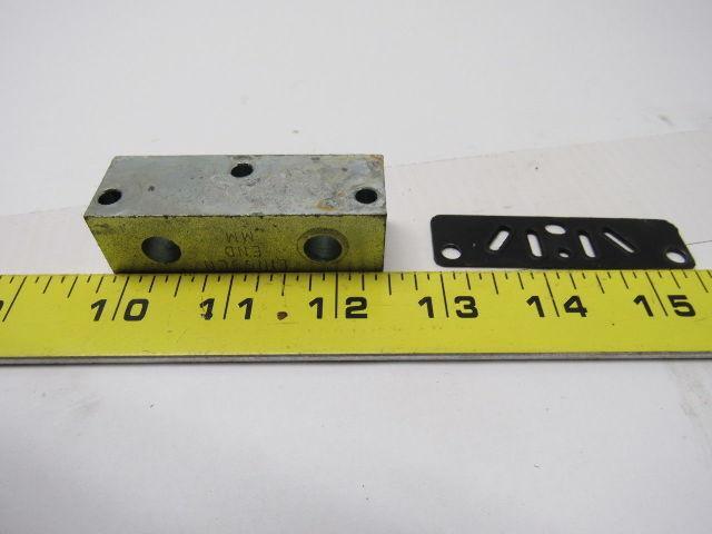 Lincoln Industrial Modular Lube UV Divider Valve Lubricant Inlet Lot of 2