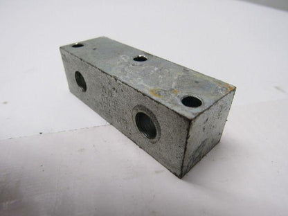 Lincoln Industrial Modular Lube UV Divider Valve Lubricant Inlet Lot of 2