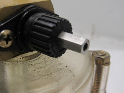 Master Pneumatic A6404 Single Point Lubricator 1/2" NPT Ports