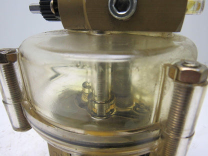 Master Pneumatic A6404 Single Point Lubricator 1/2" NPT Ports