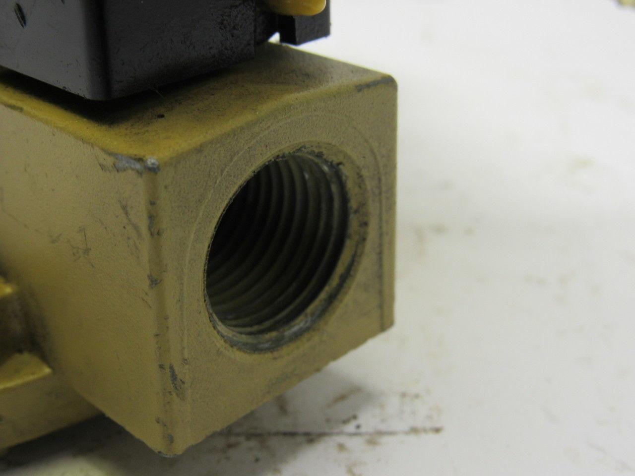 Master Pneumatic A6404 Single Point Lubricator 1/2" NPT Ports
