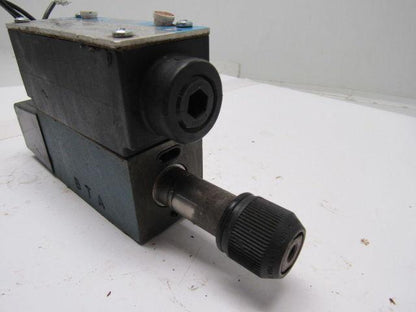 Dynex 6530-D03-115/DF-SL-10 Solenoid Operated Directional Control Valve 110V