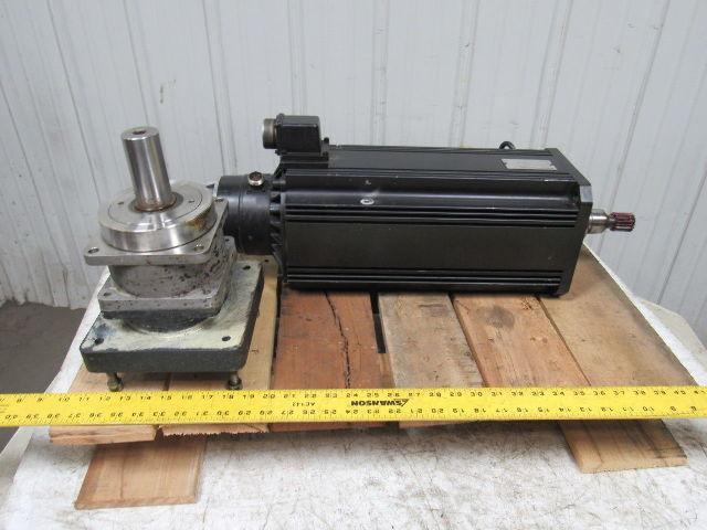 Indramat MAC112D-0-ED-3-C/130-A-0/S05 Servo Motor For Analogue Drives W/Adapter