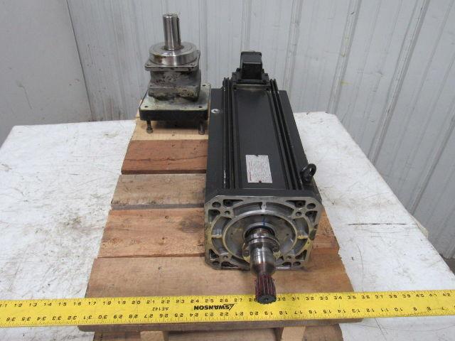 Indramat MAC112D-0-ED-3-C/130-A-0/S05 Servo Motor For Analogue Drives W/Adapter