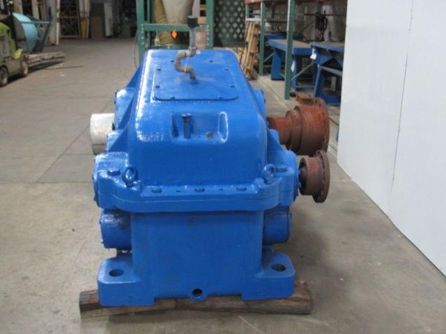 LINK-BELT SOL Parallel Shaft Speed Reducer 332HP 9.33:1 1150RPM In/123.25 Out