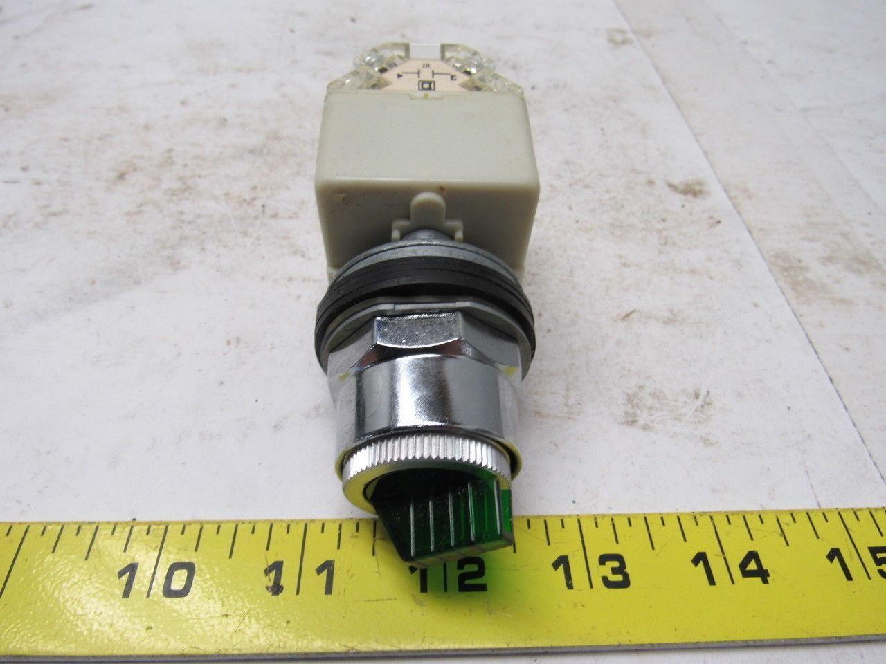 Square D 9001K12J1GH5 Illuminated Selector Switch Green