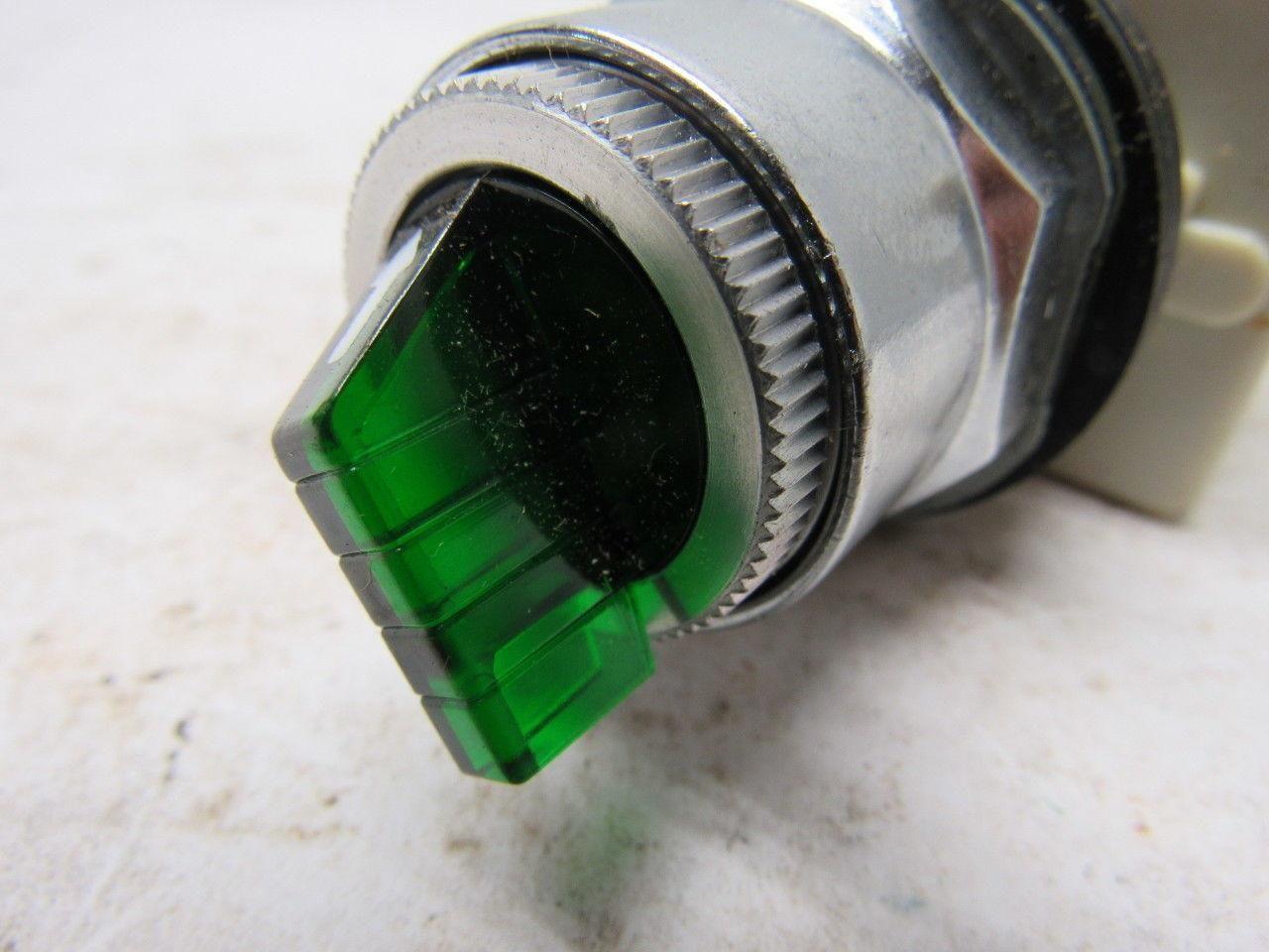 Square D 9001K12J1GH5 Illuminated Selector Switch Green