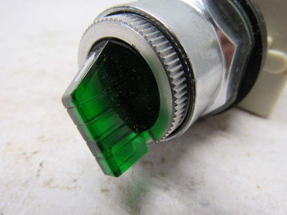 Square D 9001K12J1GH5 Illuminated Selector Switch Green