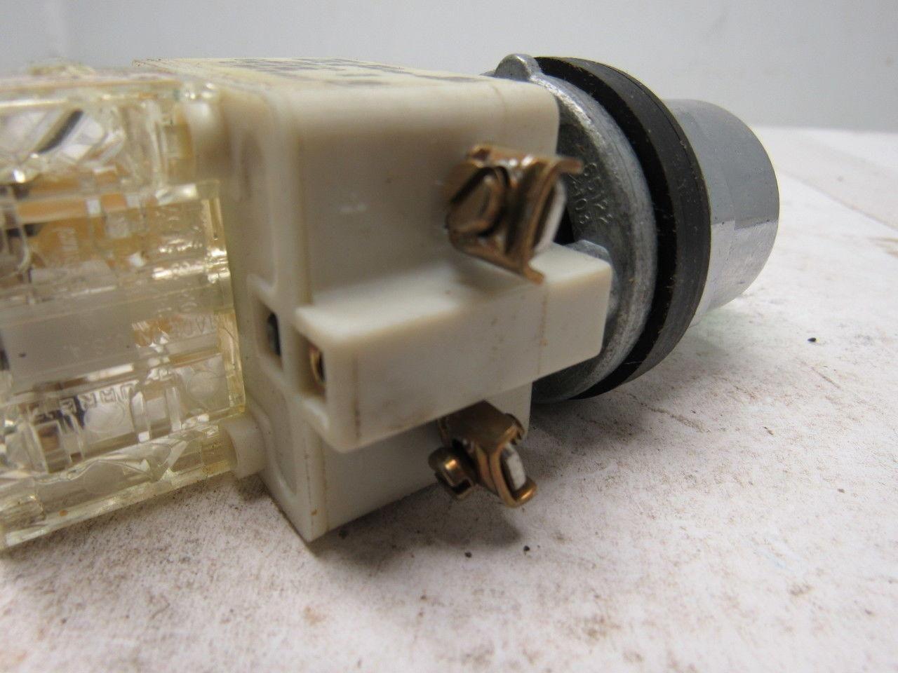 Square D 9001K12J1GH5 Illuminated Selector Switch Green