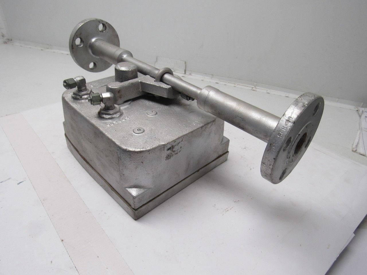W&T Varea-Meter 4-1/4" SS Flange Mount Inline Pneumatic Transmitter 10-100%