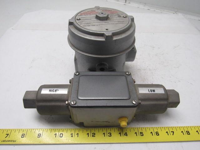 United Electric H122K-S157B Pressure Differential Sensor 10-100 PSID 480V