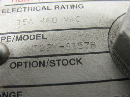 United Electric H122K-S157B Pressure Differential Sensor 10-100 PSID 480V
