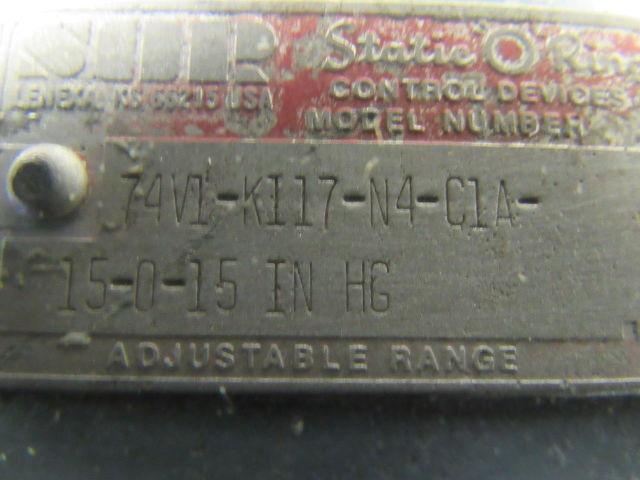 SOR 74V1-K117-N4-CIA Adj. Dead Band Pressure Switch Flange Mount See Description