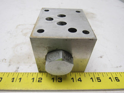 Dynex S8640-D05-P-V-20 Inlet Pressure Check Sandwich Valve