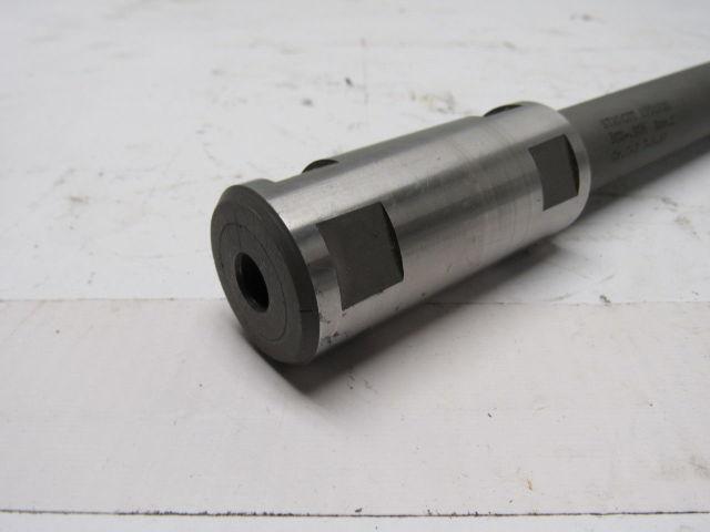 Starcut 1751838 0.906 Special Extended Length Finish Reamer Coolant FED 16-1/2"