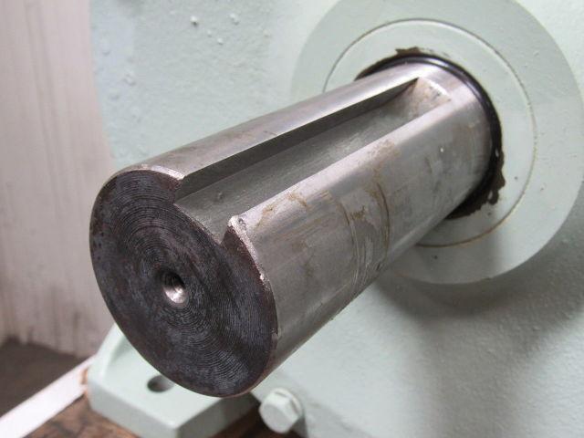 United Conveyor Corp. 353593-7WL Bottom Ash Crusher Gear Reducer 30.65:1 Ratio