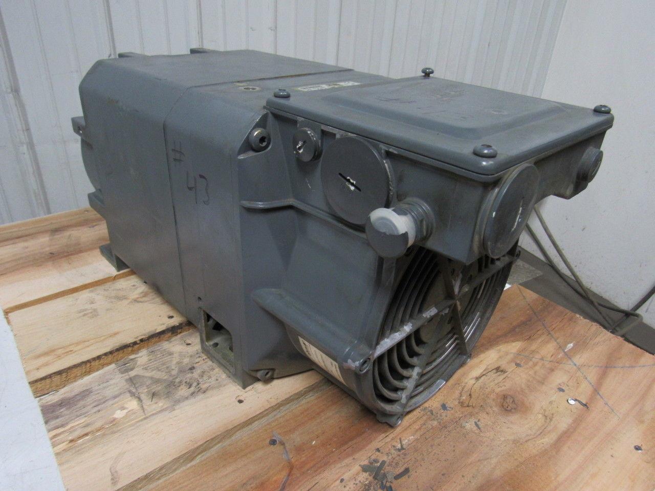 Siemens 1PH7133-2EG00-0BA9 Asynchronous Servo Motor 3PH 400VAC 17.5 kW 23.46HP