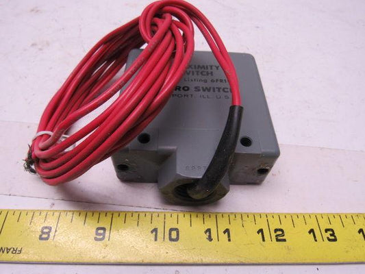 Honeywell 6FR1-6 One-Piece Ferromagnetic Actuated Reed Proximity Switch