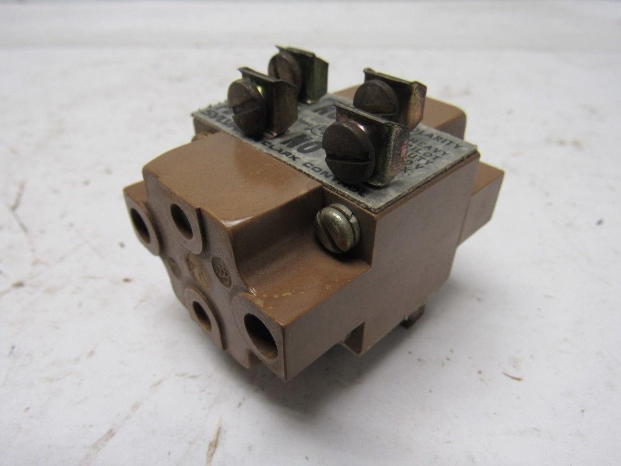 Sylvania PB Contact Blocks Bulletin 100 HD 2NC-2NO Panel Mounted