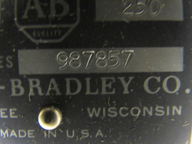A-B Allen Bradley 987857 Bulletin 202 DC Contactor Size 2 45A 250 VDC