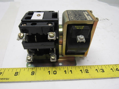 Square D D022 - S4 Class 7001 Series A Pilot Duty Relay 600 V