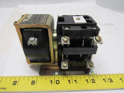 Square D D022 - S4 Class 7001 Series A Pilot Duty Relay 600 V