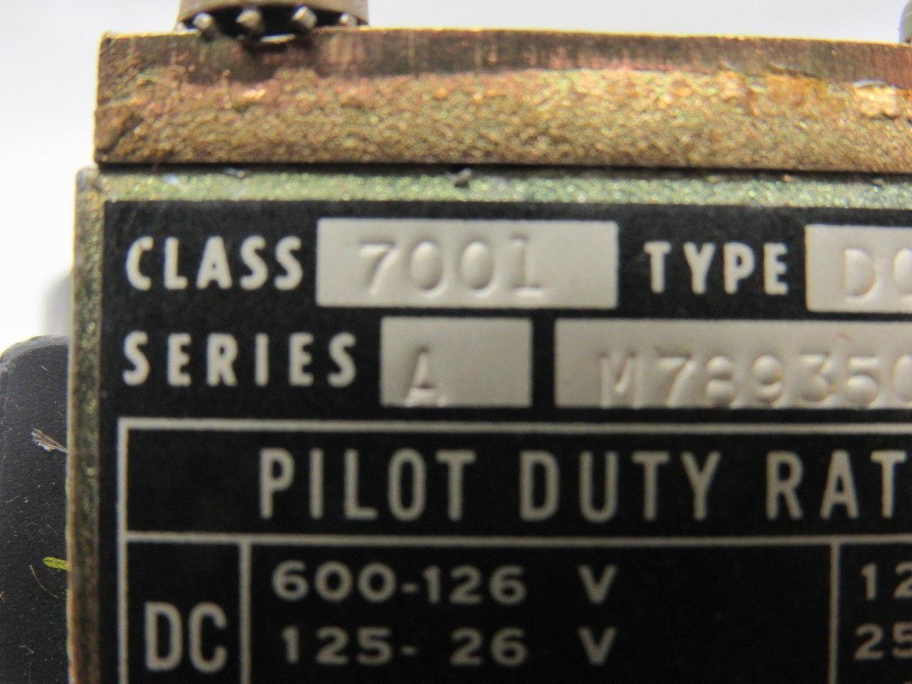 Square D D022 - S4 Class 7001 Series A Pilot Duty Relay 600 V