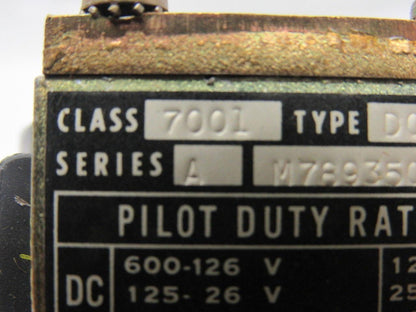 Square D D022 - S4 Class 7001 Series A Pilot Duty Relay 600 V