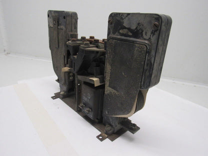 GE General Electric 5D01JJA002 DS303A DC Contactor 600V 300A 230/250VDC Coil