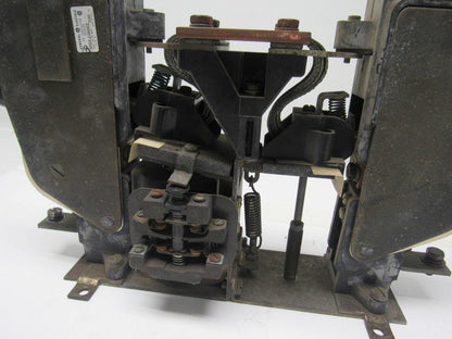 GE General Electric 5D01JJA002 DS303A DC Contactor 600V 300A 230/250VDC Coil