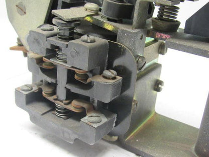 GE General Electric 1D01GGA002XH DC Contactor 600V 100A 230/250VDC Coil