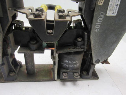 GE General Electric 1D01GGA002XH DC Contactor 600V 100A 230/250VDC Coil