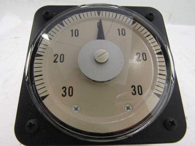 Yokogawa / GE Type DB-40 Analog DC Ammeter 30-0-30 Scale 250-0-250uA DC Range