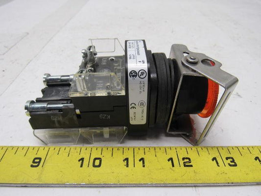 Allen Bradley 800H-FRXTQH24AA5 Amber LED Illuminated 2 position Twist Switch