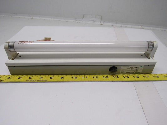 National FSS1-101 Electrical Enclosure 12" Fluorecent Light W/Switch 100V 50Hz