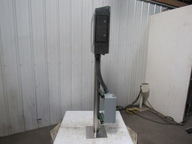 ARISTA STRONGARM ADM-1817AP Touchscreen Operator Interface & Computer Complete!