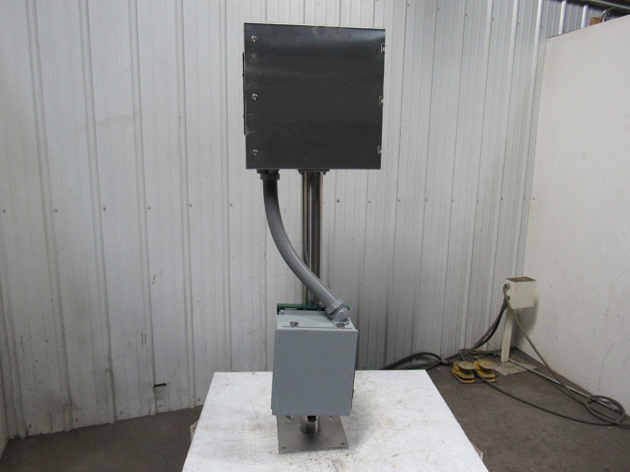 ARISTA STRONGARM ADM-1817AP Touchscreen Operator Interface & Computer Complete!