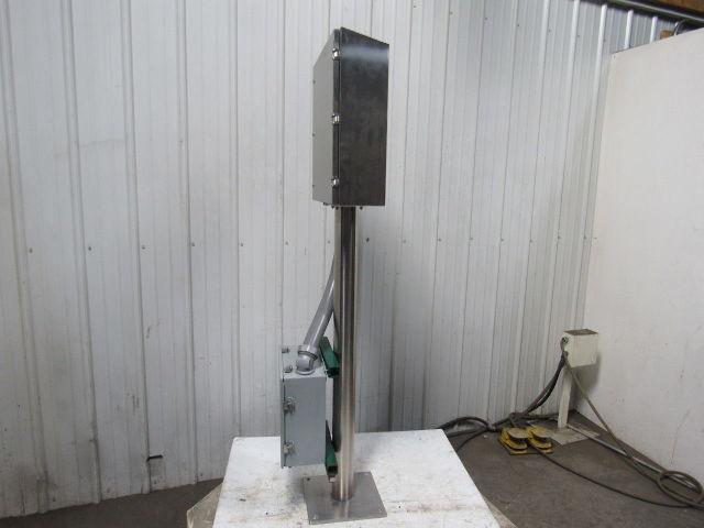 ARISTA STRONGARM ADM-1817AP Touchscreen Operator Interface & Computer Complete!