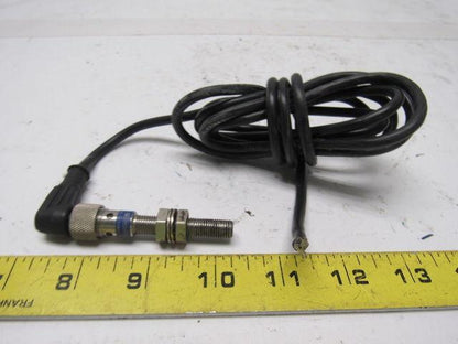 Telemecanique XS1M08PA370D Proximity Sensor 4-Pin 48V 200mA w/60" Lead