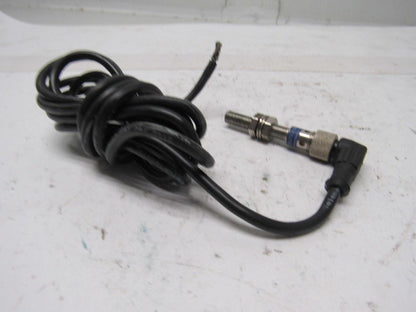 Telemecanique XS1M08PA370D Proximity Sensor 4-Pin 48V 200mA w/60" Lead