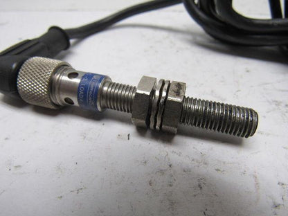 Telemecanique XS1M08PA370D Proximity Sensor 4-Pin 48V 200mA w/60" Lead